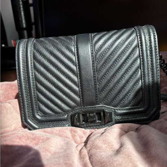 Rebecca Minkoff Small Love Chevron Quilted crossbody - Picture 2 of 13